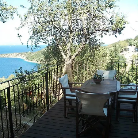 Votsalo Villa Kióni